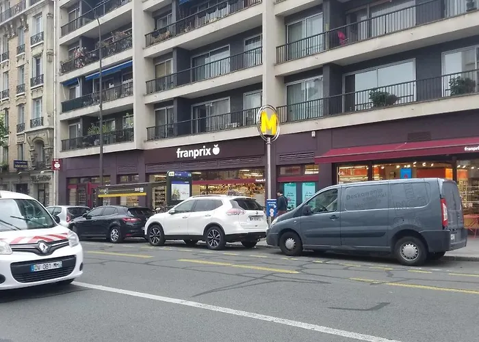 Appartement 2 Pcs Au Metro Berault