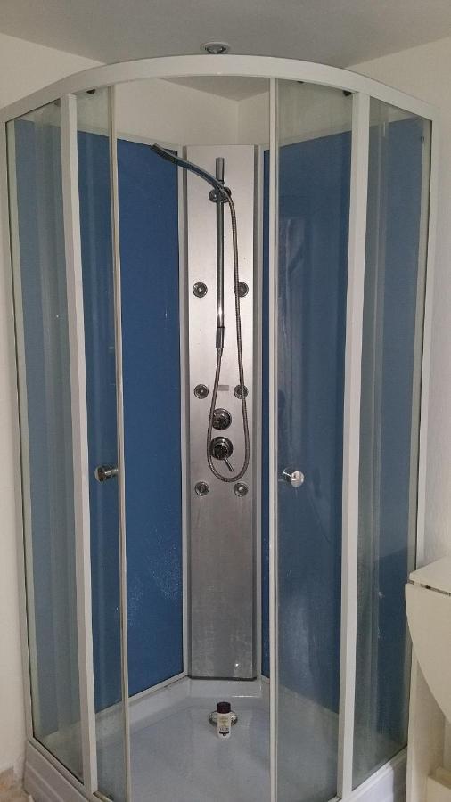 2 Pcs Au Metro Berault *